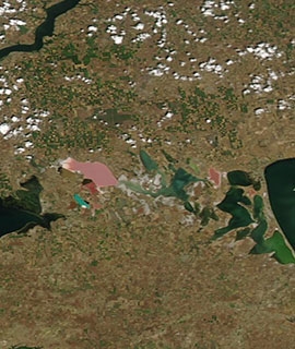Sivash, Crimean Peninsula on 28 June 2020 (Aqua/MODIS)