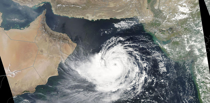Tropical Cyclone Hikaa approaching Oman